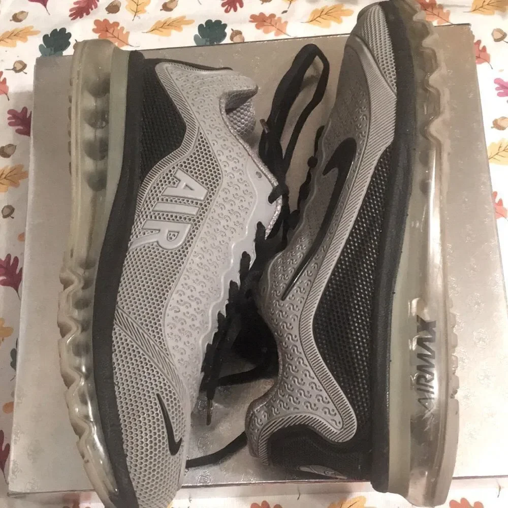 Nike comfortable gray